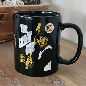 Roberto Clemente "The Great One" 1934-1972 Black Ceramic Mug